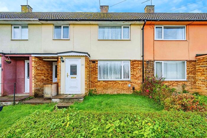 3 Bedroom Terraced House For Sale In Lyne Way, Hemel Hempstead, HP1