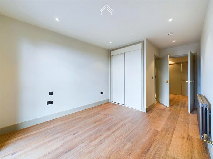 1 Bedroom Flat To Rent In The Sessile, London, N17