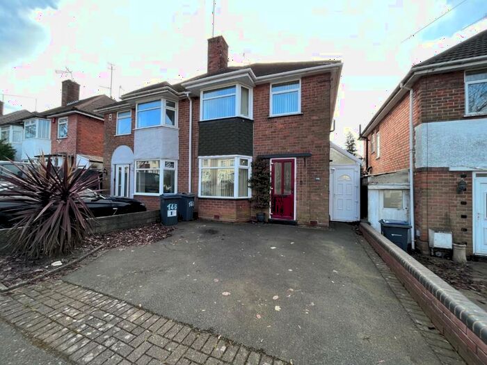 3 Bedroom Semi-Detached House To Rent In Quinton Lane, Quinton, Birmingham, B32