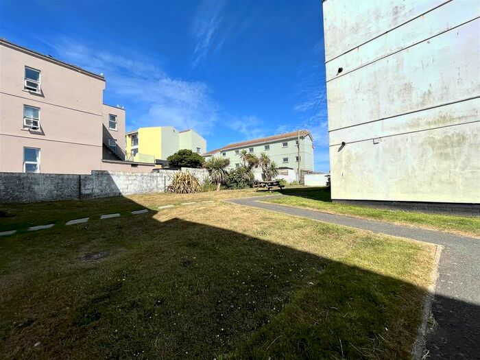 2 Bedroom Flat To Rent In Coastline Court, Watergate Road, Porth, Newquay, Cornwall, TR7