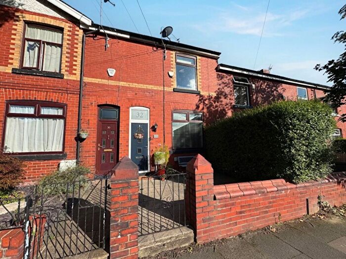 2 Bedroom Terraced House For Sale In Old Clough Lane, Worsley, M28