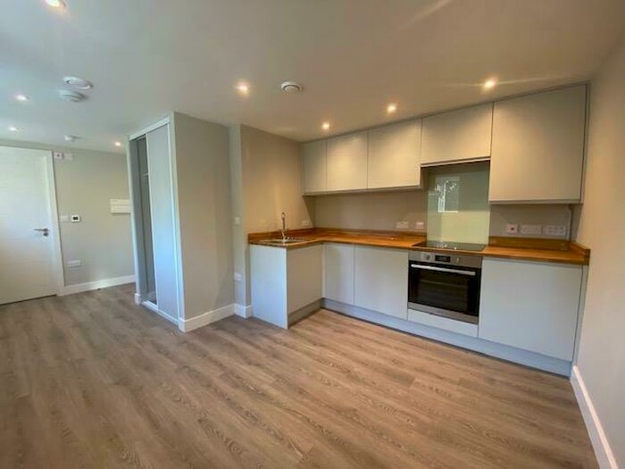 Flat To Rent In Flat Essex House, Regent Street, Cambridge, CB2