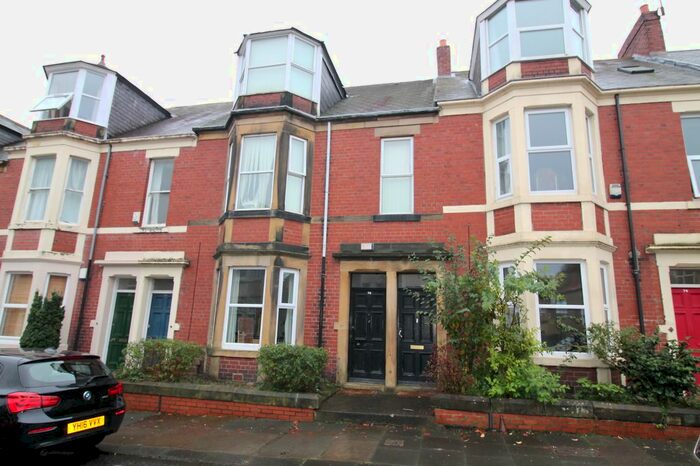 4 Bedroom Maisonette To Rent In Grosvenor Road, Jesmond, NE2