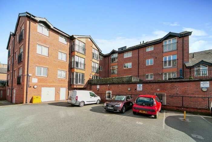 2 Bedroom Apartment To Rent In Commonhall Street, Chester, CH1