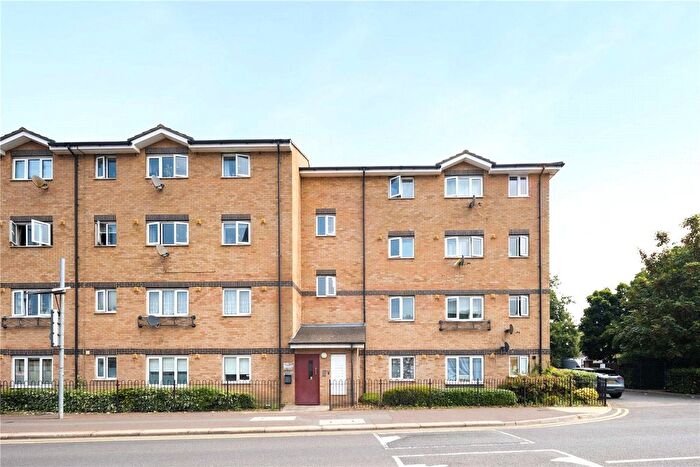 2 Bedroom Flat To Rent In Royal Connaught Apartments, Connaught Road, London, E16
