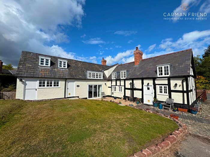 4 Bedroom Detached House For Sale In Village Road, Christleton, CH3