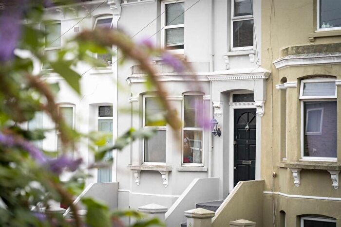 5 Bedroom Terraced House To Rent In Mayo Road, Brighton, BN2