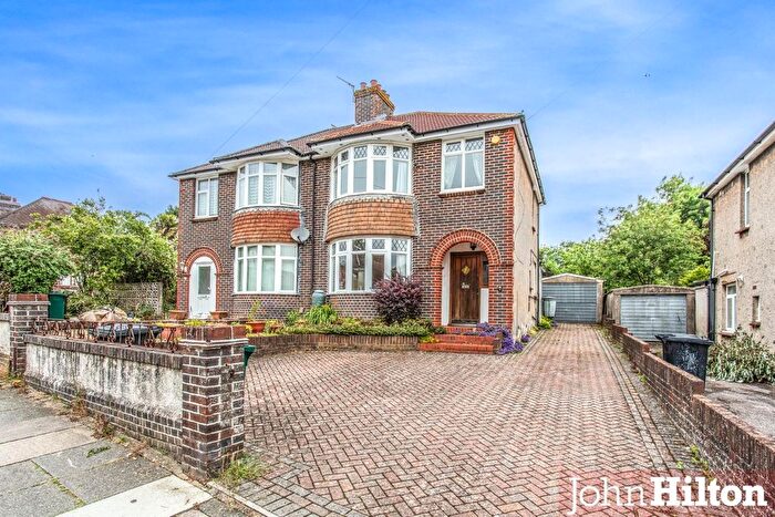 3 Bedroom Semi-Detached House For Sale In Park Road, Brighton, BN1