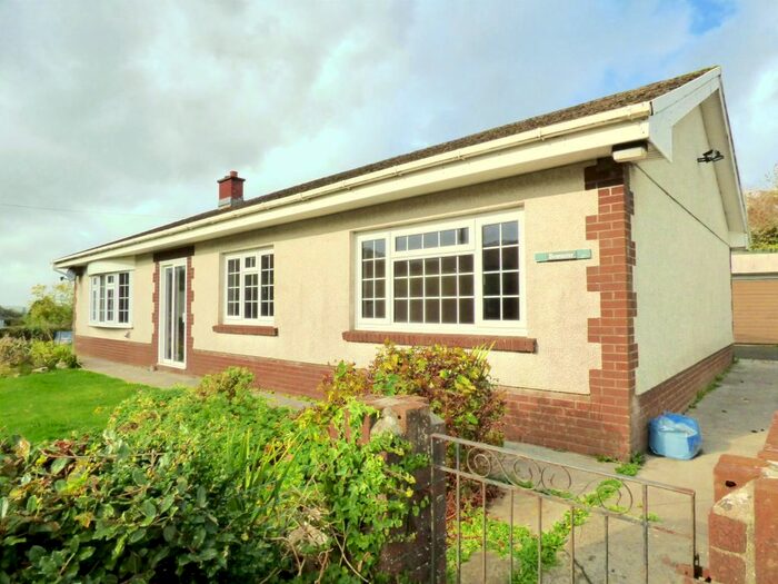 4 Bedroom Bungalow For Sale In Bethlehem, Llandeilo, SA19