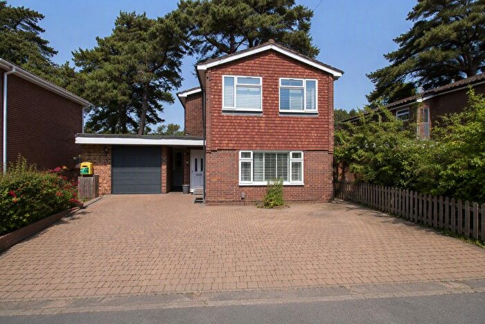 4 Bedroom Detached House To Rent In Barbara Close, Church Crookham, Fleet, Hampshire, GU52