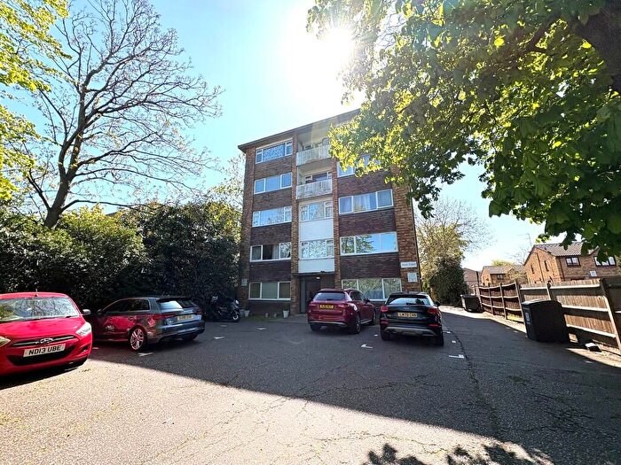 2 Bedroom Flat To Rent In Avon Court, Harrow Road, HA0