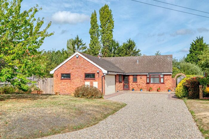 3 Bedroom Detached Bungalow For Sale In Bransford Road, Rushwick, WR2