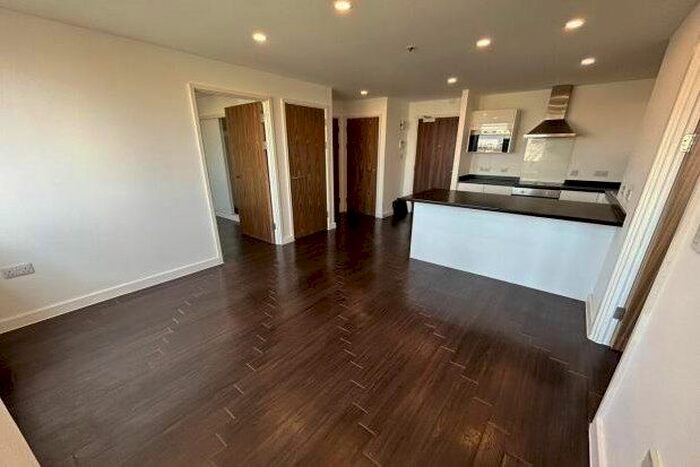 2 Bedroom Flat To Rent In Cherrydown East, Basildon, SS16