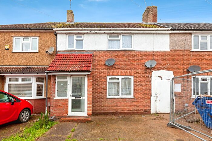 4 Bedroom Terraced House For Sale In Belfast Avenue, Slough, SL1