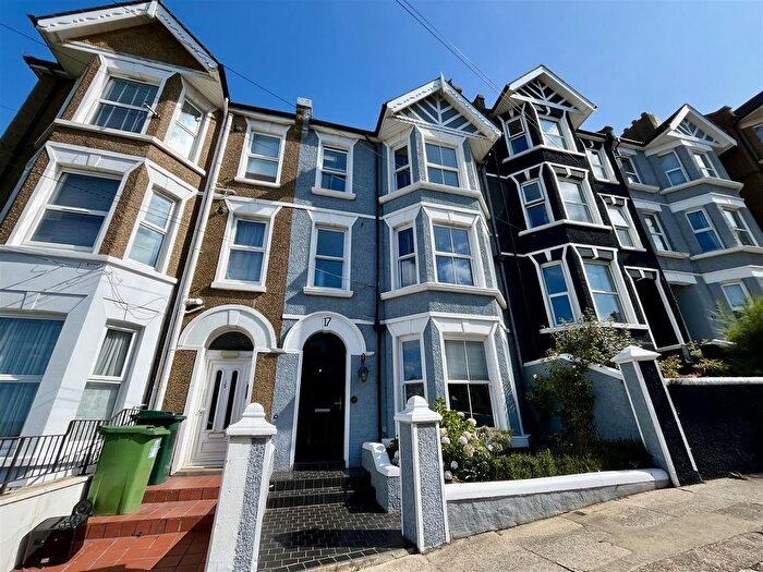 5 Bedroom Detached House For Sale In Wellington Road, Hastings, TN34