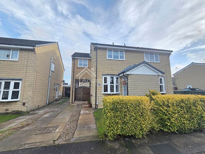 3 Bedroom Semi Detached House For Sale In King Edward Street, Dewsbury, WF12