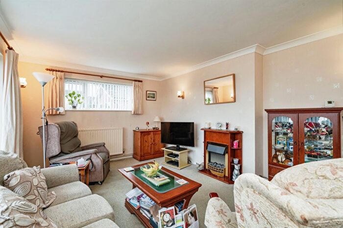 2 Bedroom Detached Bungalow For Sale In Bracken Avenue, Overstrand, Cromer, NR27