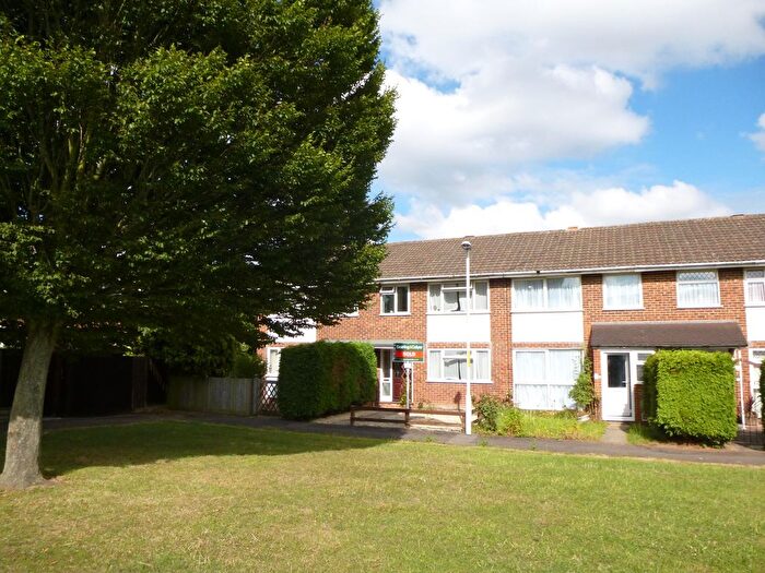 3 Bedroom Property To Rent In Lime Close, Ashford, TN23