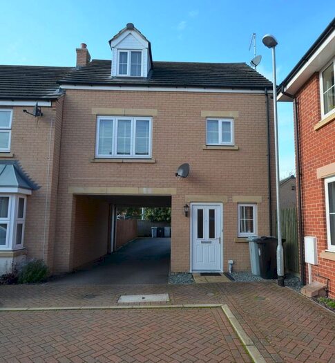 2 Bedroom Property To Rent In Stroud Close, Bourne, PE10
