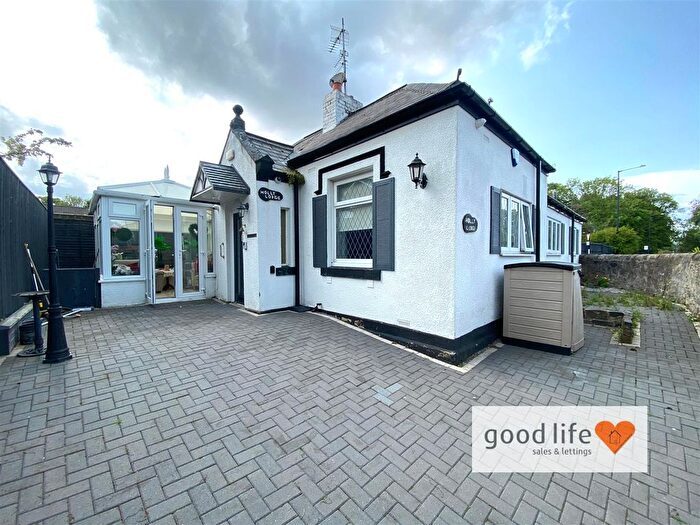 2 Bedroom Detached Bungalow For Sale In Holly Lodge, Sea View Road, Grangetown, Sunderland, SR2