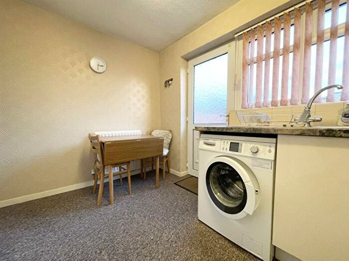 2 Bedroom Semi-Detached Bungalow For Sale In Sywell Drive, Wigston, LE18