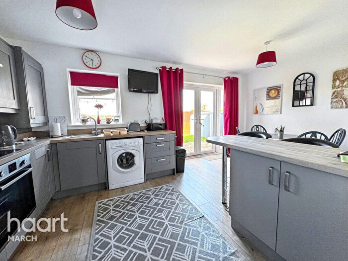 3 Bedroom Semi-Detached House For Sale In Whittlesey Road, Turves, PE15