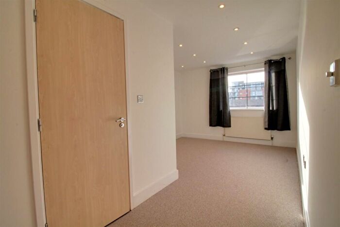 2 Bedroom Apartment To Rent In Brindley Point, Sheepcote Street, Brindley Place, Birmingham, B16
