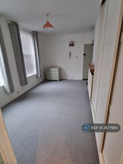 Studio To Rent In West Didsbury, Manchester, M20