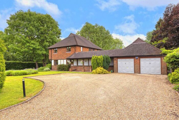 4 Bedroom Detached House For Sale In Architecturally Designed Residence - Ryarsh, West Malling, ME19