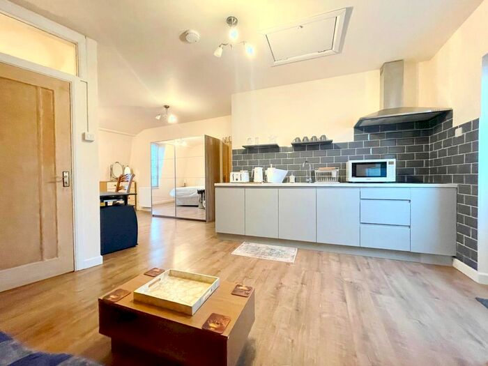 1 Bedroom Studio To Rent In High Street, Cheltenham, GL50