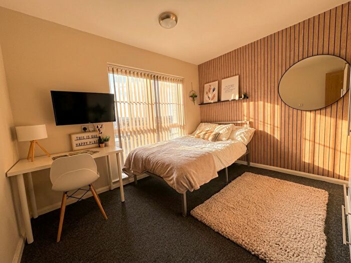 5 Bedroom Flat To Rent In Forster Street - Bed - Student, Lenton, East Midlands, NG7