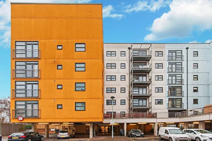 2 Bedroom Flat To Rent In Maltings Close, Bow, Olympic Park, Three Mills, Bromley By Bow, Stratford, London, E3