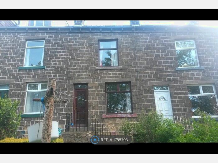 3 Bedroom Terraced House To Rent In Crownest Road, Bingley, BD16