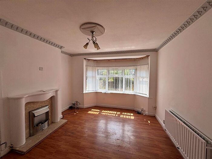 1 Bedroom Flat To Rent In Bordesley Green East, Stechford, Birmingham, B33
