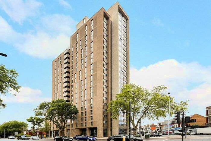 1 Bedroom Apartment To Rent In Apex Gardens, Seven Sisters London, N15