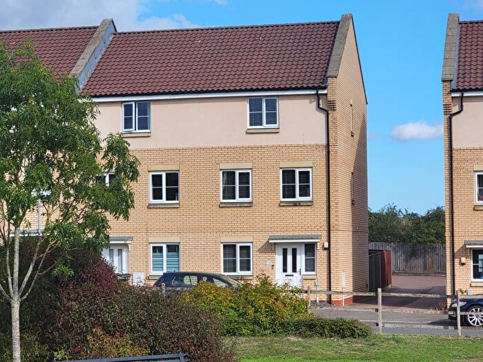 4 Bedroom Town House For Sale In Masons Drive, Great Blakenham, Suffolk, IP6