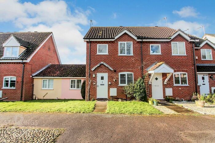 3 Bedroom Semi-Detached House To Rent In High Street, Wangford, Beccles, NR34