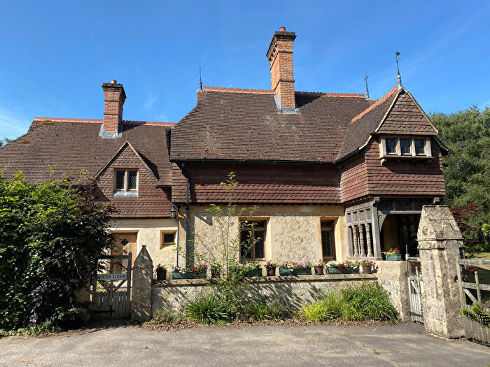 5 Bedroom Detached House For Sale In Blackmoor Road, Blackmoor, GU33