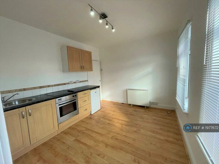 Studio To Rent In Wisbech Road, King's Lynn, PE30