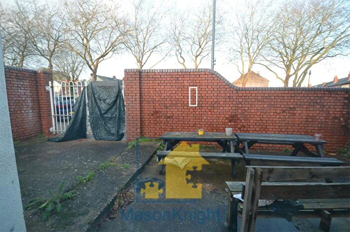 6 Bedroom Terraced House To Rent In Katie Rd Selly Oak, B29