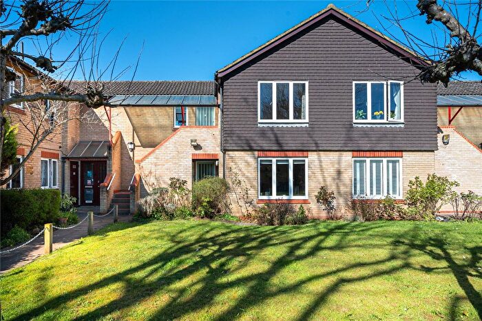 2 Bedroom Parking For Sale In Grimwood Road, Twickenham, TW1