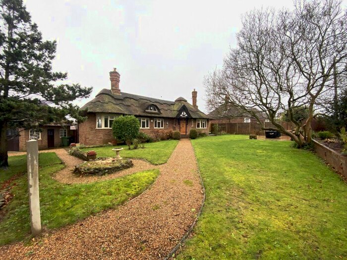 3 Bedroom Cottage To Rent In Church Road, Hoveton, Norwich, NR12