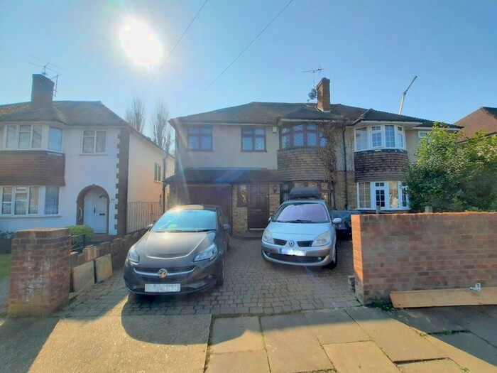 6 Bedroom Semi-Detached House To Rent In Pates Manor Drive, Bedfont, Feltham, TW14