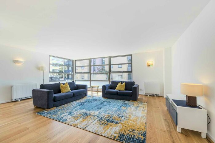 2 Bedroom Apartment To Rent In New Wharf Road, Kings Cross, N1