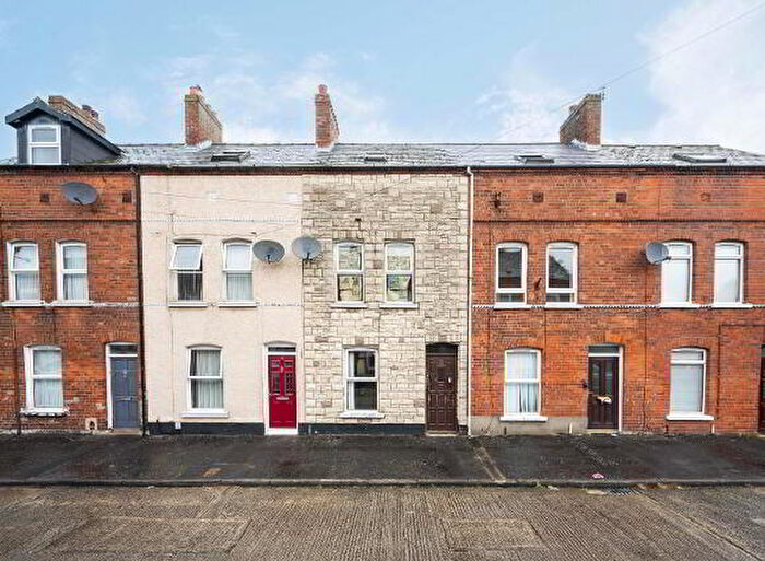 4 Bedroom Mid Terraced House For Sale In Westcott Street, Belfast, BT5