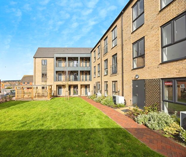 1 Bedroom Flat For Sale In Arras Way, Folkestone, CT19