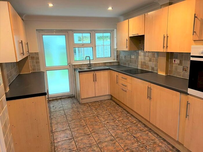 3 Bedroom End Of Terrace House To Rent In Howlands, Welwyn Garden City., AL7