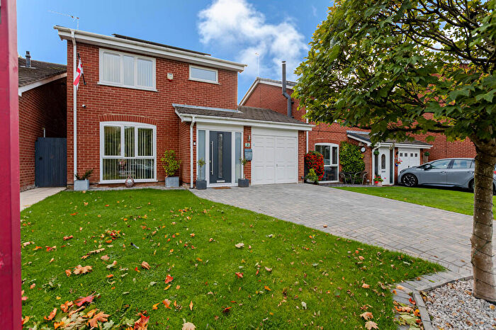 3 Bedroom Detached House For Sale In Longmoss Close, Middlewich, CW10