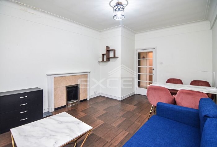 2 Bedroom Flat To Rent In Regency Lodge, Adelaide Road, Swiss Cottage, NW3