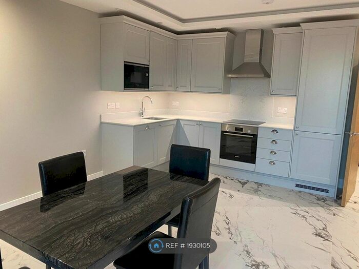 1 Bedroom Flat To Rent In Barundi Court, London, W5